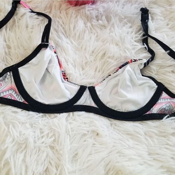 32A PINK Victoria's Secret Unlined Bra - Picture 7 of 9